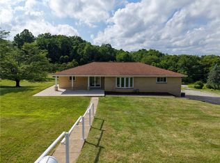116 Bashforth Dr, Jeannette, PA 15644