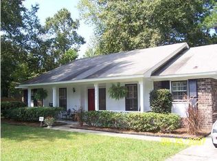 2622 Delhi Rd, North Charleston, SC 29406