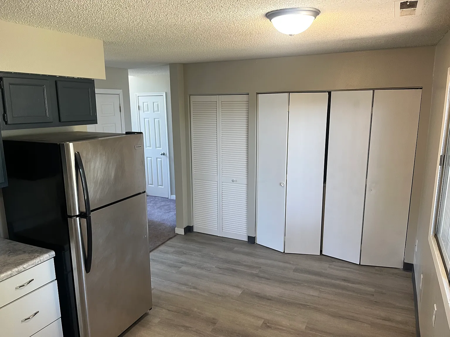 2 bed, 928 sqft, $1,050 — Photo 1