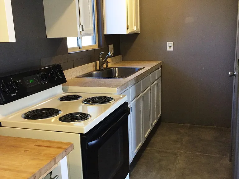 2801 S Paradise Mountain Rd — Photo 8