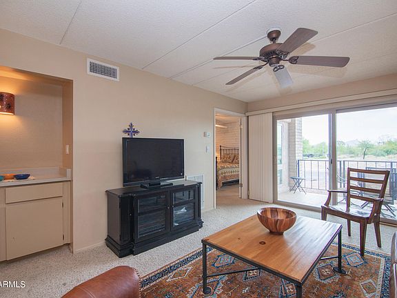 5th image of 16852 E LA MONTANA Drive #C10
