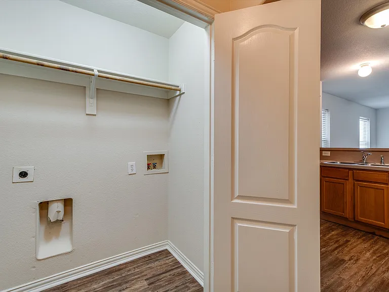 121 Cliff Heights Cir — Photo 13