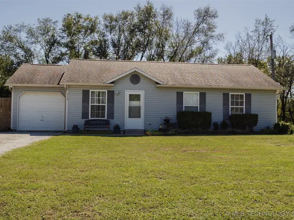 213 E Sunday Ave, Oologah, OK 74053