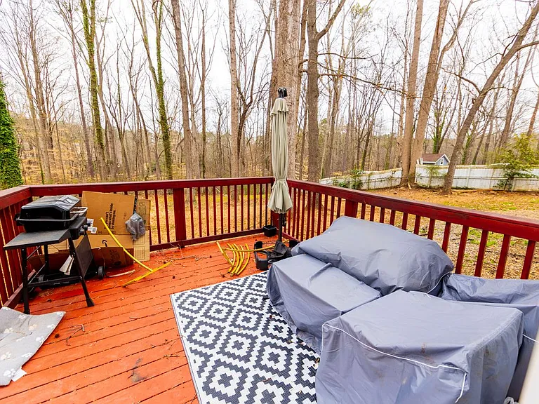 917 Chartley Dr SW — Photo 18
