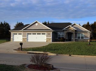 225 E Honey Ln, Columbia, MO 65202