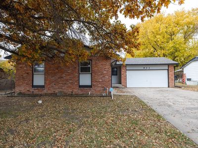 911 N 1st Ave, Mulvane, KS, 67110