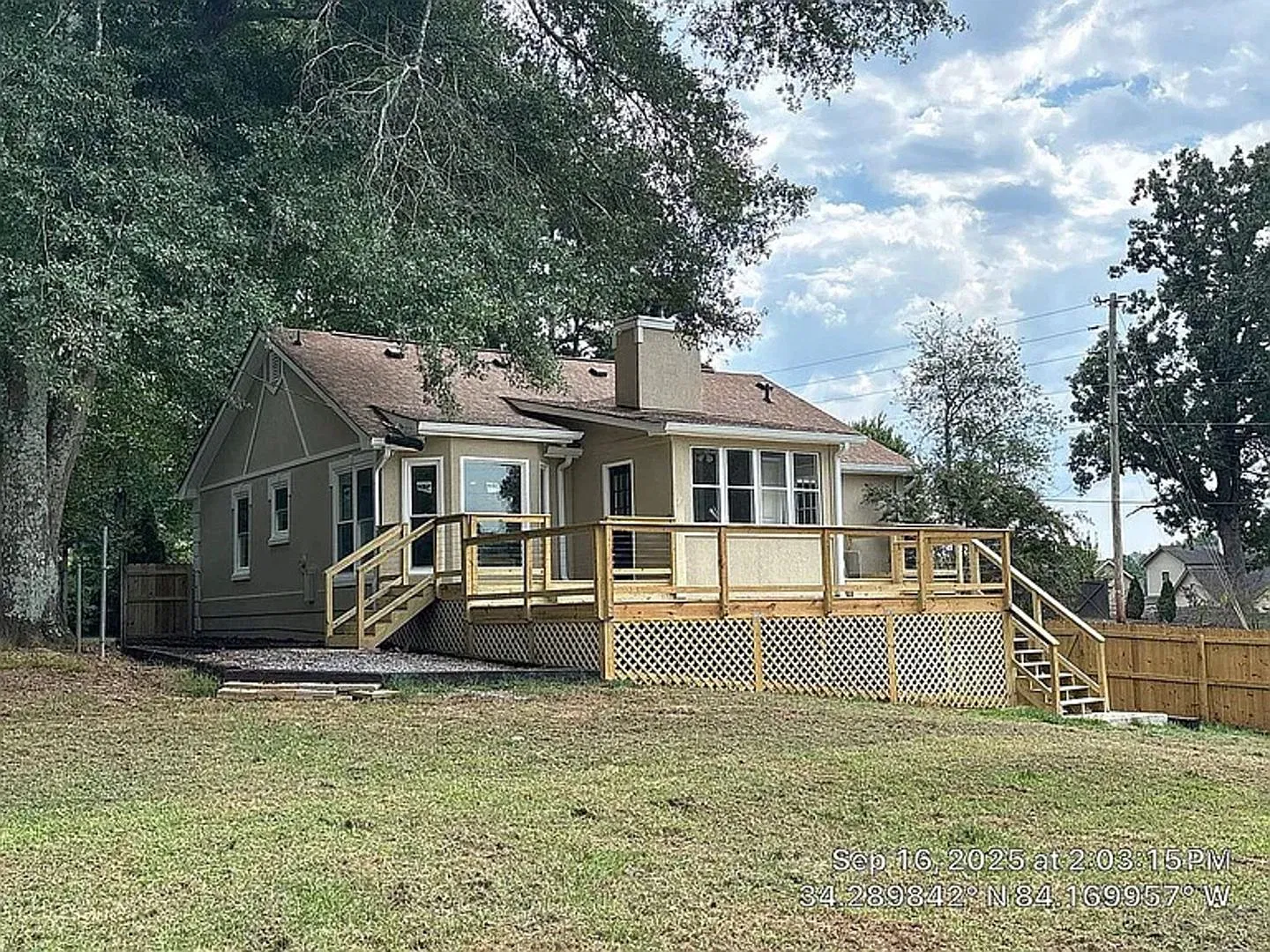 Charming 3BR House in Cumming — Photo 1