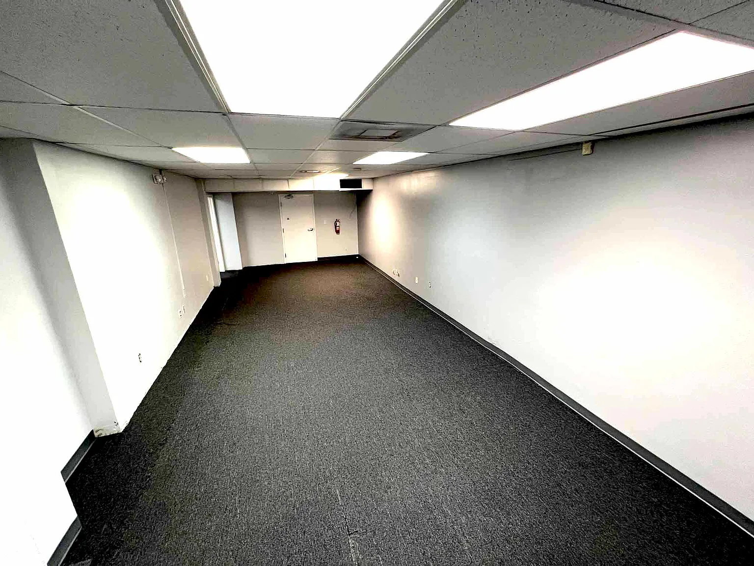 2727 East Oakland Park Blvd - 203 (205A) — Photo 3