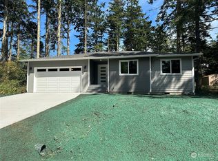 610 Palisades Dr, Coupeville, WA
