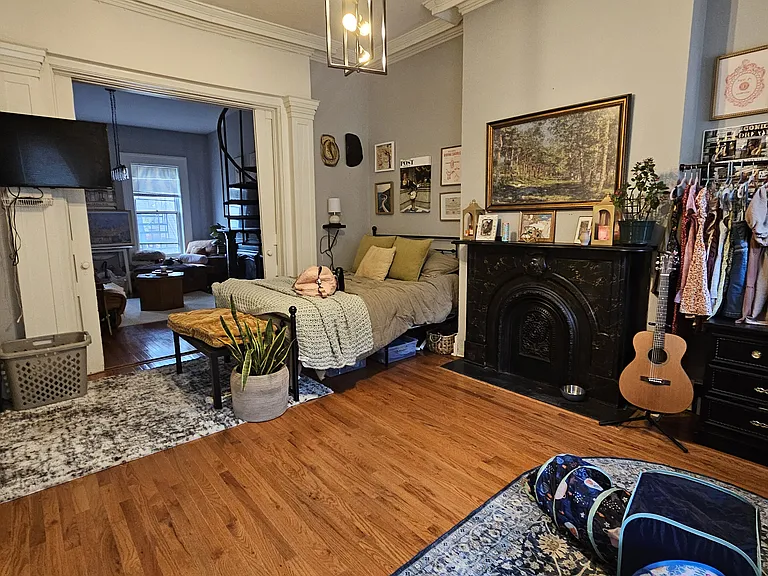 15 Ten Broeck St #1 — Photo 10