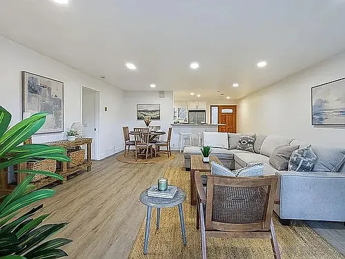 8860 Villa La Jolla Dr #217 Photo 1 8860 Villa La Jolla Dr #217 Photo 1