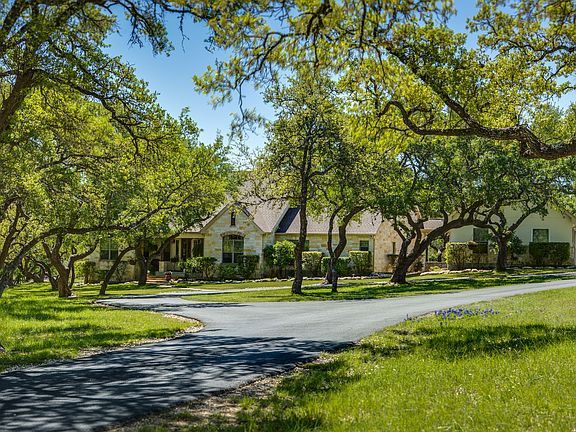 2nd image of 10636 Bridlewood Trl