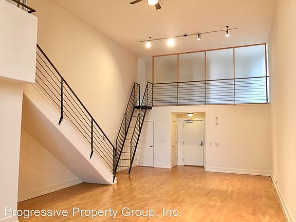 4th image of 74 Brady St Unit 7