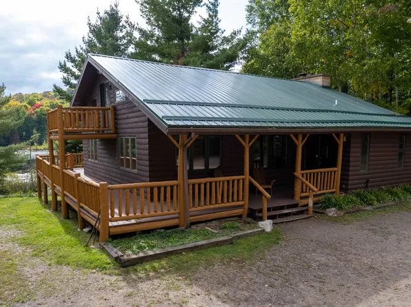 W10649 Perkinstown Ave, Medford, WI 54451