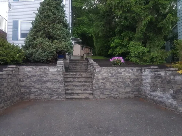 92 Fellsmere Rd, Malden, MA 02148