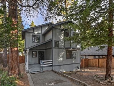23330 S Village Ln, Crestline, CA, 92325