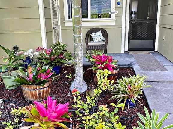 2nd image of 75-5919 Alii Dr APT N3