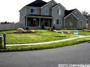 345 E 450 S, Hyde Park, UT 84318