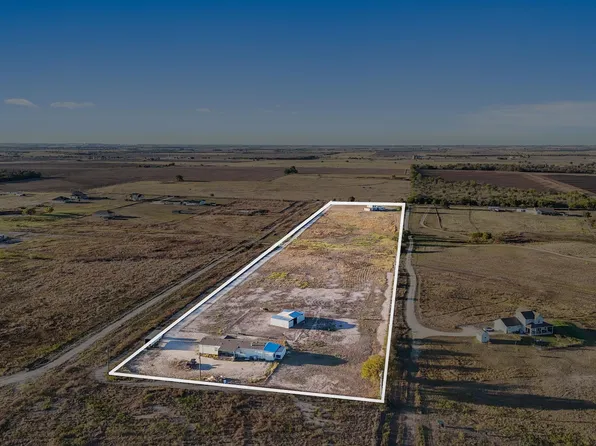 1600 County Road 465, Elgin, TX 78621