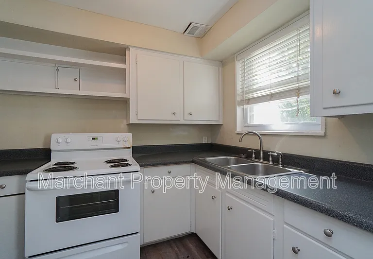 605 University Rdg #1E — Photo 10