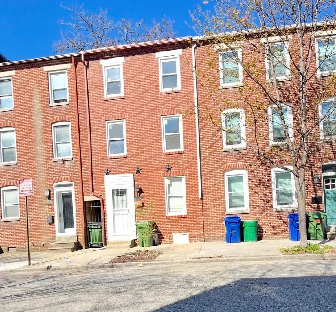 Charming 3BR Duplex in Baltimore — Photo 1