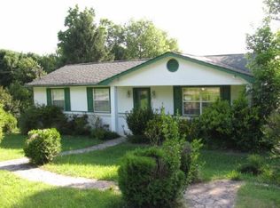 301 Webb Rd, Townsend, TN 37882