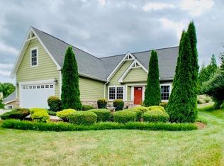 58 Regent Dr, Fletcher, NC 28732