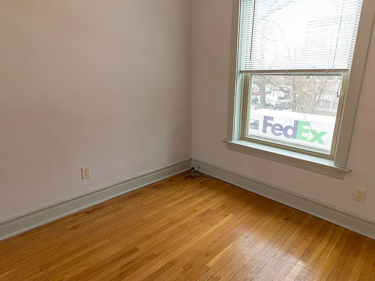 1355 W Winona St #2 — Photo 15