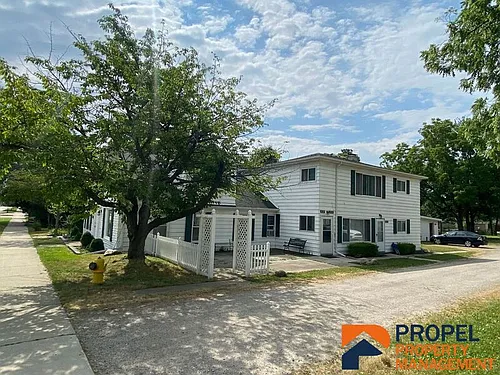 8141 Macomb St Photo 1