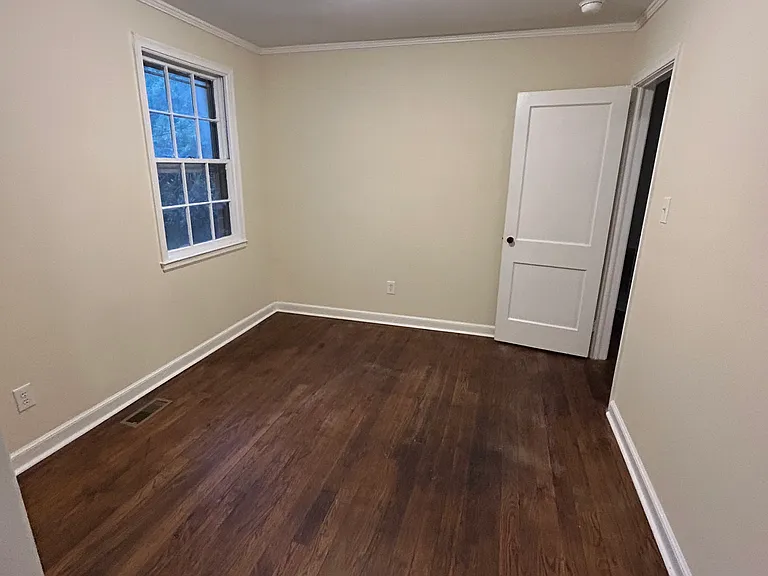 3221 Atkins Dr — Photo 22