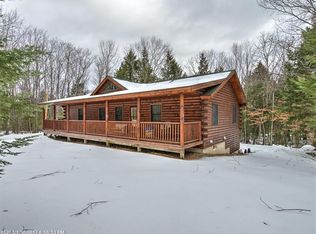 35 Timberwood Dr, Gardiner, ME 04345