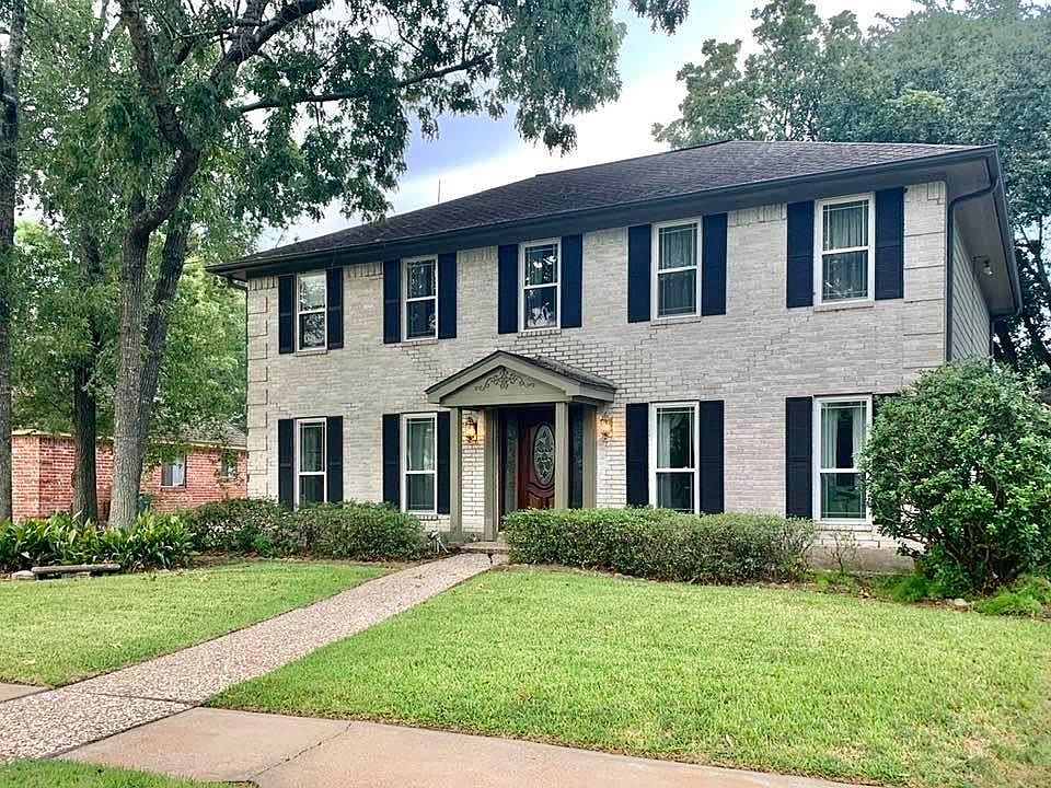 1st image of 4231 Crownwood Dr