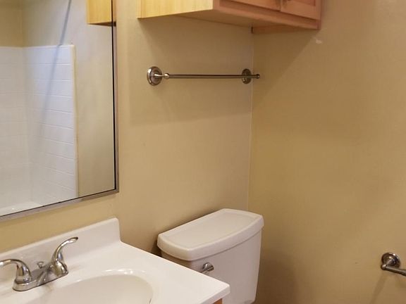 5th image of 3955 7th Ave APT 4