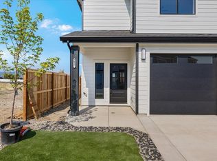 7417 Denman Ct, Medford, OR 97503