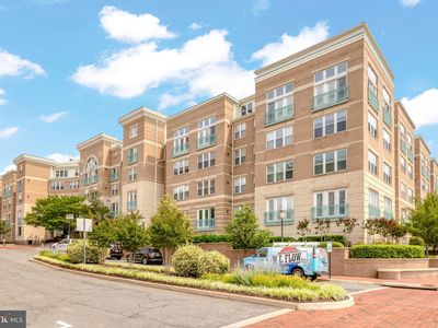 12001 Market St #111, Reston, VA, 20191