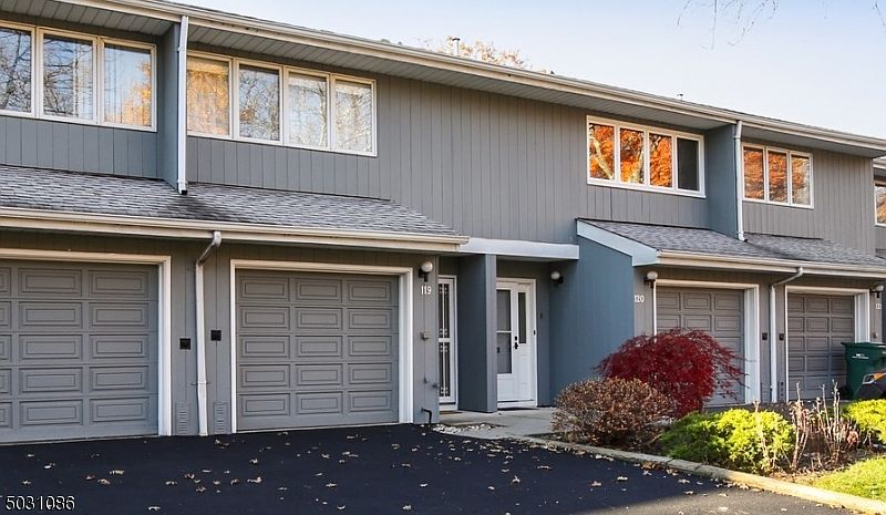 1st image of 119 Marion Dr