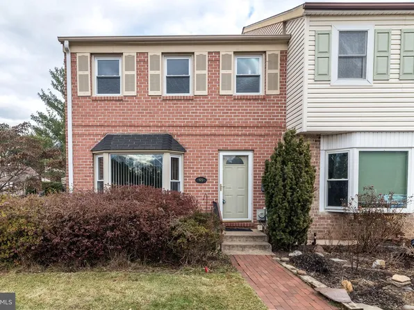 65 Carriage Dr, Doylestown, PA 18901