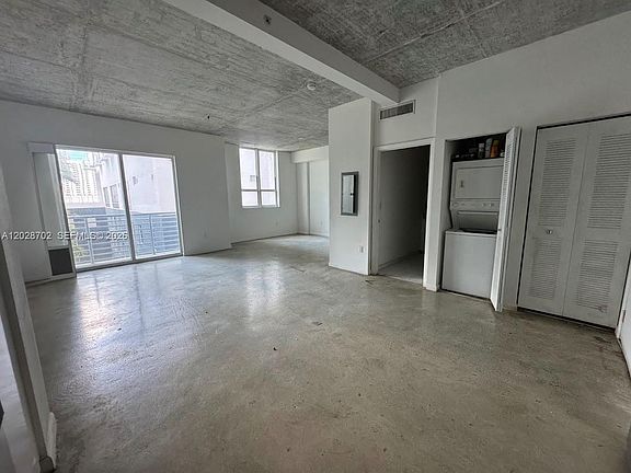 5th image of 234 NE 3rd St APT 1208