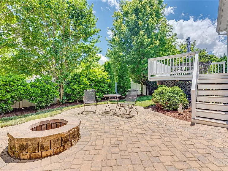 1007 Kaiser Way — Photo 45