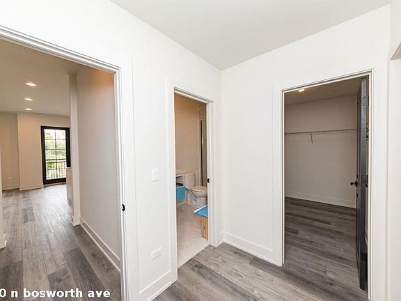 3rd image of 1220 N Bosworth Ave #722