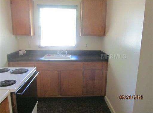 3rd image of 875 Golden Isle Dr