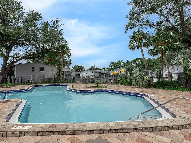 Magnolia Point — Photo 17
