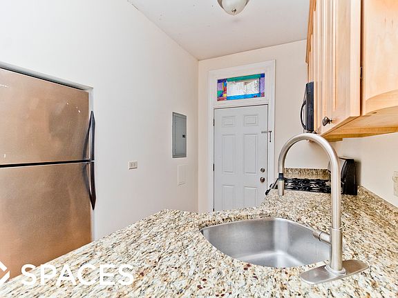 2nd image of 4808 N Paulina Street West W