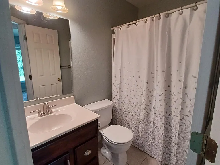 8108 NW 77th Ct — Photo 18