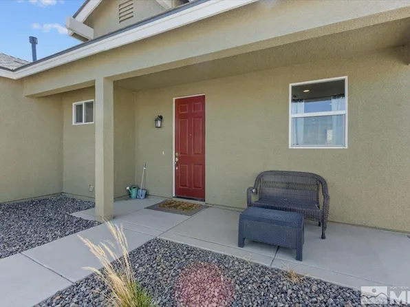 1637 Canal Dr, Fernley, NV 89408