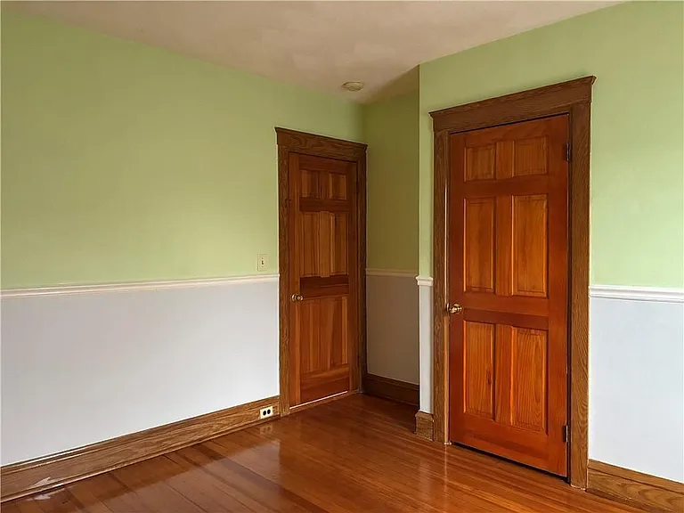 56 Hatfield St — Photo 9