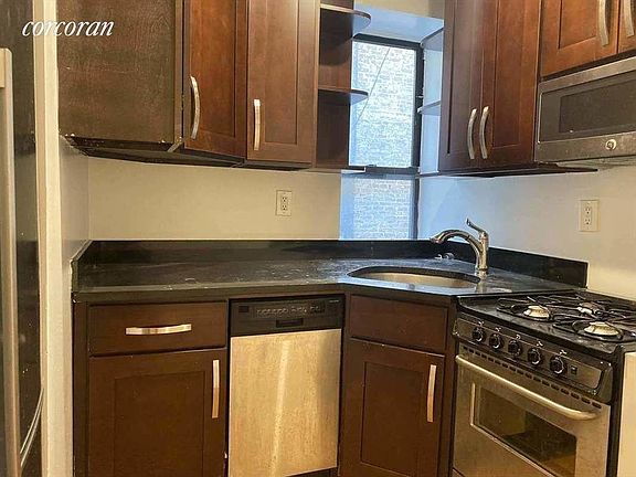 4th image of 380 S 4th St #21A