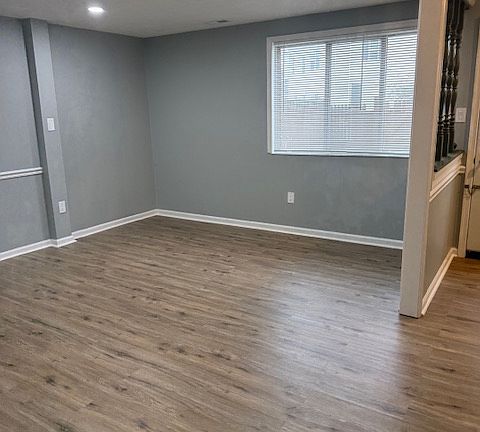 3rd image of 23 Leatherwood Ct