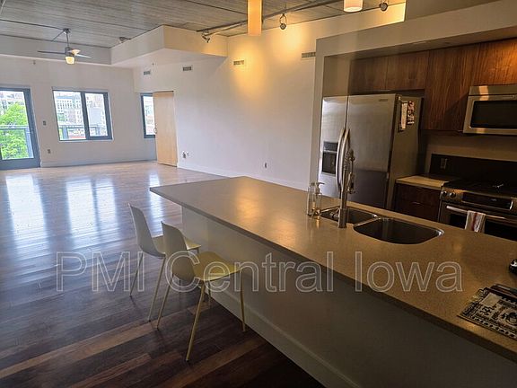 3rd image of 309 E 5th St Unit 501