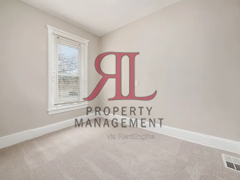 1268 Courtland Ave — Photo 19